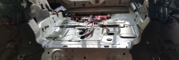 [리버스399] bmw5시리즈 실내방음 작업 시공 사진 6