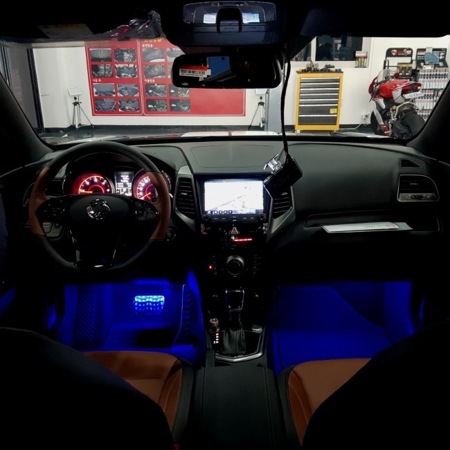 [리버스399] 티볼리 엔진방음.휀다하체 방음 완벽한 작업 시공 사진 30