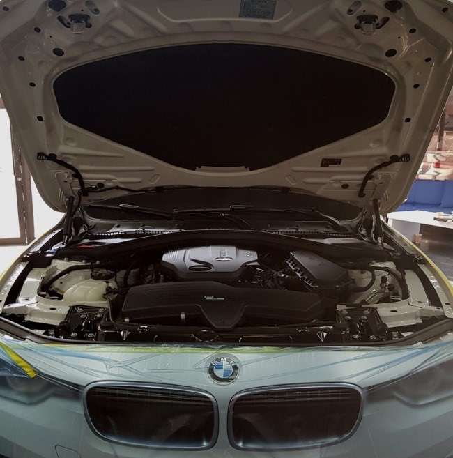 [리버스399] "BMW 320D 엔진방음.휀다방음" 작업 시공 사진 2