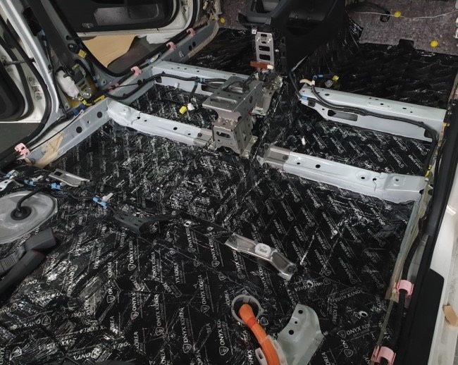 [도요타 프리우스 전체방음] "미사,하남 자동차 방음" 시공 사진 24