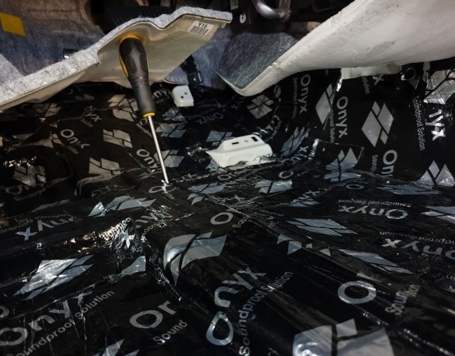 [더 뉴 k7 프리미어] 풀방음 그리고 언더코팅,, 시공 사진 18