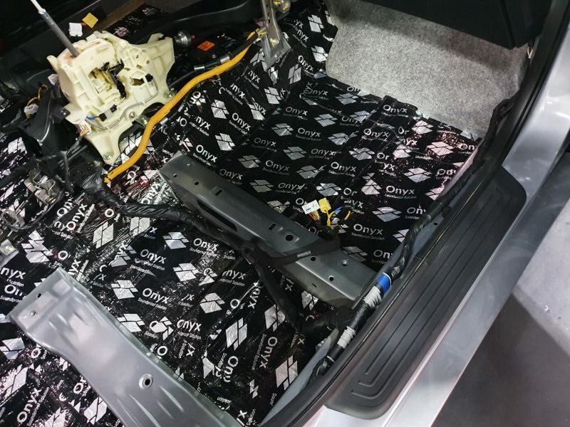 신뢰와 가치가 베어있는 풀방음_그랜져HG 풀방음 시공 사진 28