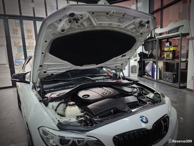 엔진소음 감소를 위한 엔진룸 방음_feat. bmw 220d 시공 사진 10