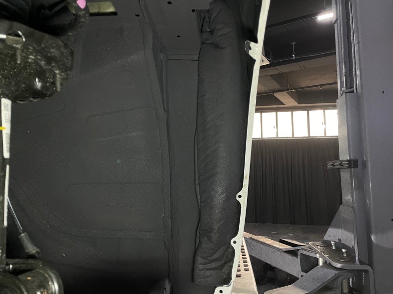자동차 노면소음,풍절음 감소 시공 사진 58