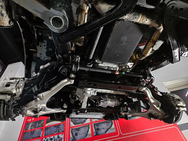 FORD 브롱코 반도체 기술 나노 투명코팅으로 하부 코팅 시공 시공 사진 9