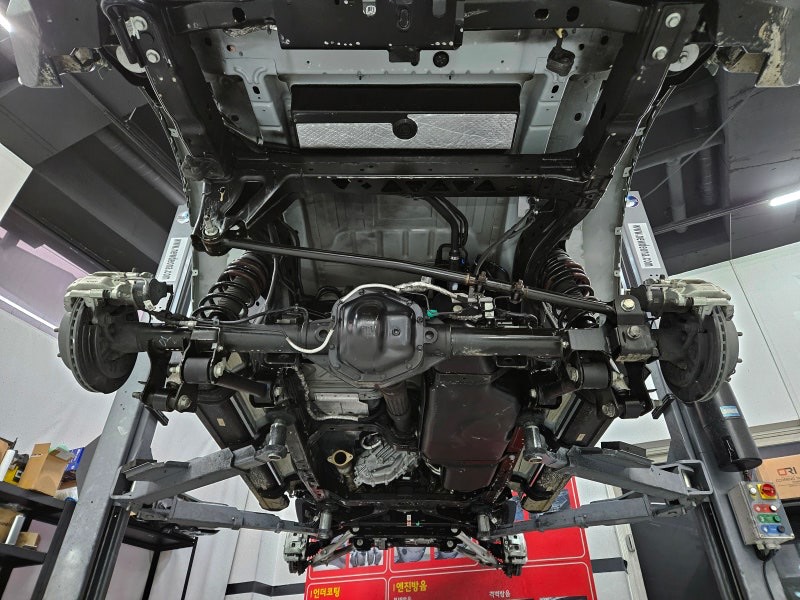 FORD 브롱코 반도체 기술 나노 투명코팅으로 하부 코팅 시공 시공 사진 23