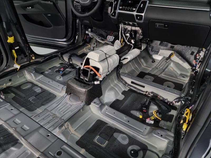쏘렌토 신차 패키지 방음과 하부 방진 코팅으로 주행 질감 향상 및 컨디션 유지! 시공 사진 19