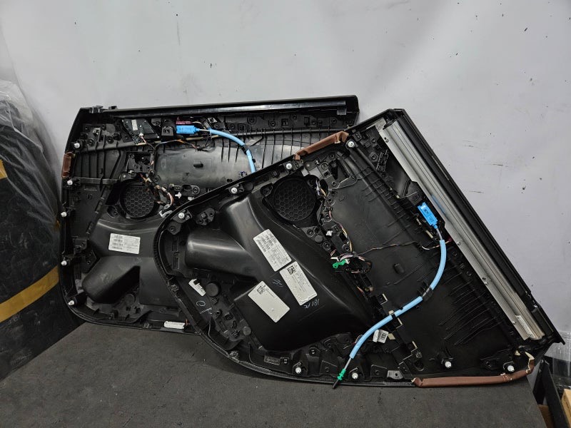 2025년 새해 BMW X6 첫 풀 방음 시공 시공 사진 14