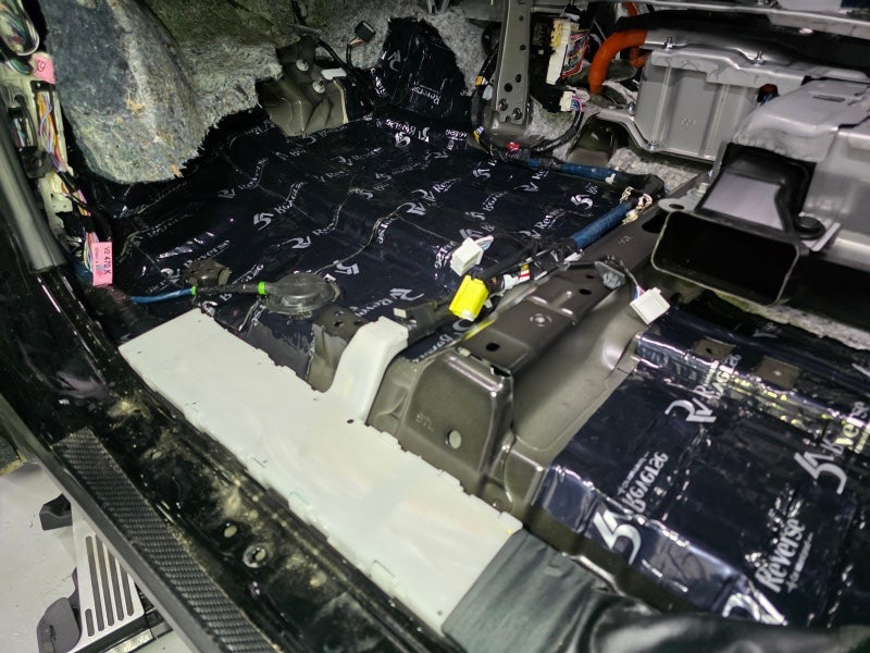 TOYOTA ALPHARD 도요타 알파드 풀 방음 + 하부 코팅 패키지 上 편 시공 사진 29