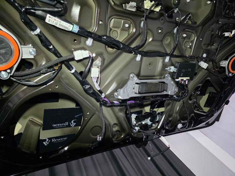 TOYOTA ALPHARD 도요타 알파드 풀 방음 + 하부 코팅 패키지 上 편 시공 사진 37