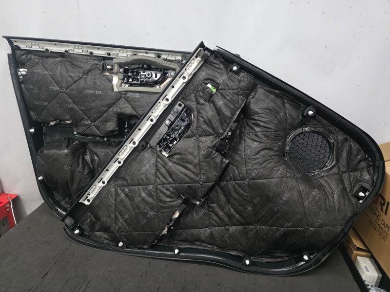 자동차 방음 시공 _ 렉서스 nx300편 시공 사진 22