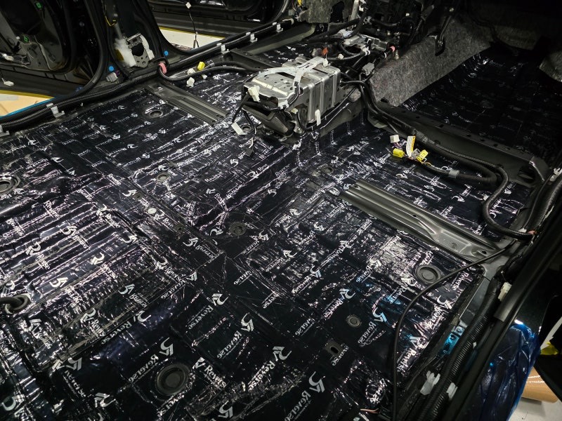 자동차 방음 시공 _ 렉서스 nx300편 시공 사진 37