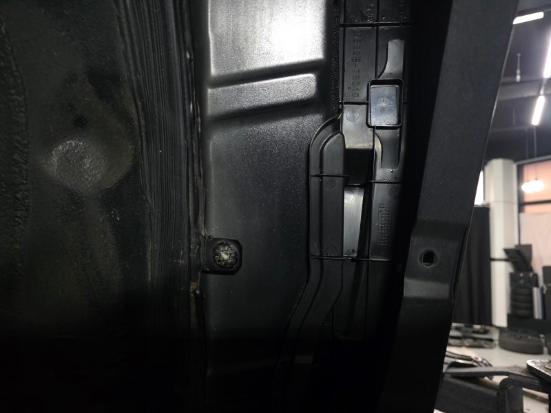 자동차 방음 시공 _ 렉서스 nx300편 시공 사진 52